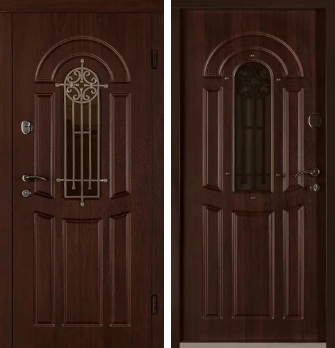 Дверь в дом со стеклопакетом №1