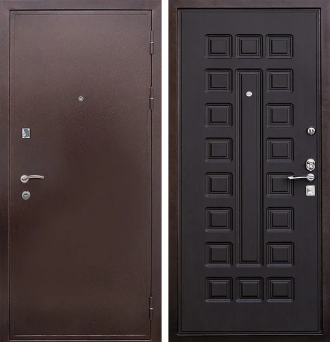 Наружная дверь в квартиру сталинку №39