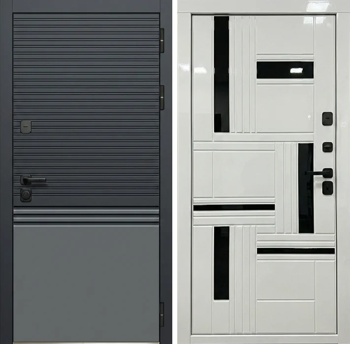 Входная серая дверь с рельефной отделкой для квартиры №353