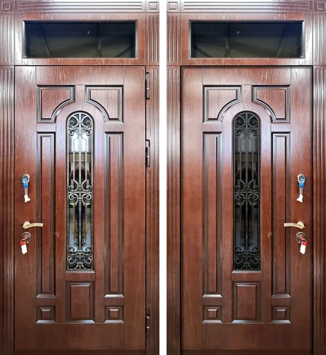 Металлическая дверь с фрамугой и стеклом №18