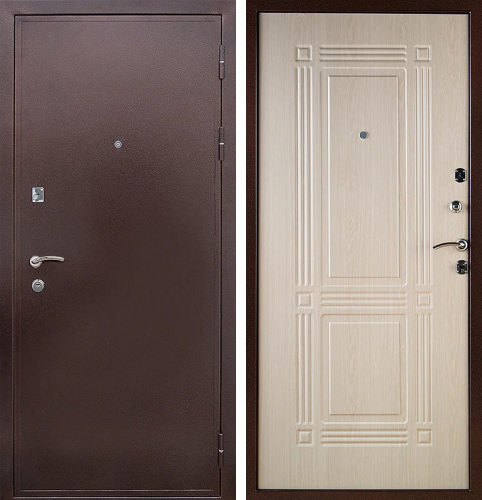 Входная глухая дверь с порогом №16