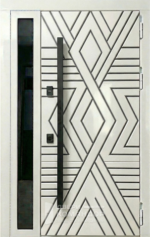 Металлическая белая дверь с геометрией и боковым стеклом для частного дома №137 - наружная сторона